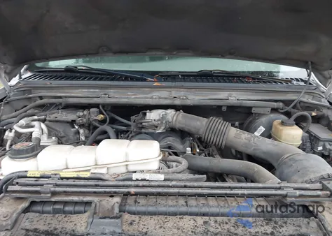 2000 Ford Excursion Xlt из США, поврежденный, VIN 1FMNU40L7YEC77413